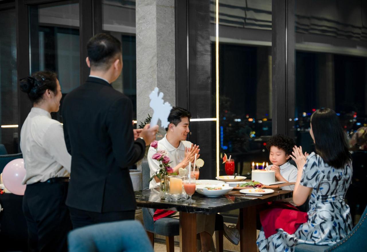 อัลทารา สวีท ดานัง บาย เอเอชจี Hotel ภายนอก รูปภาพ