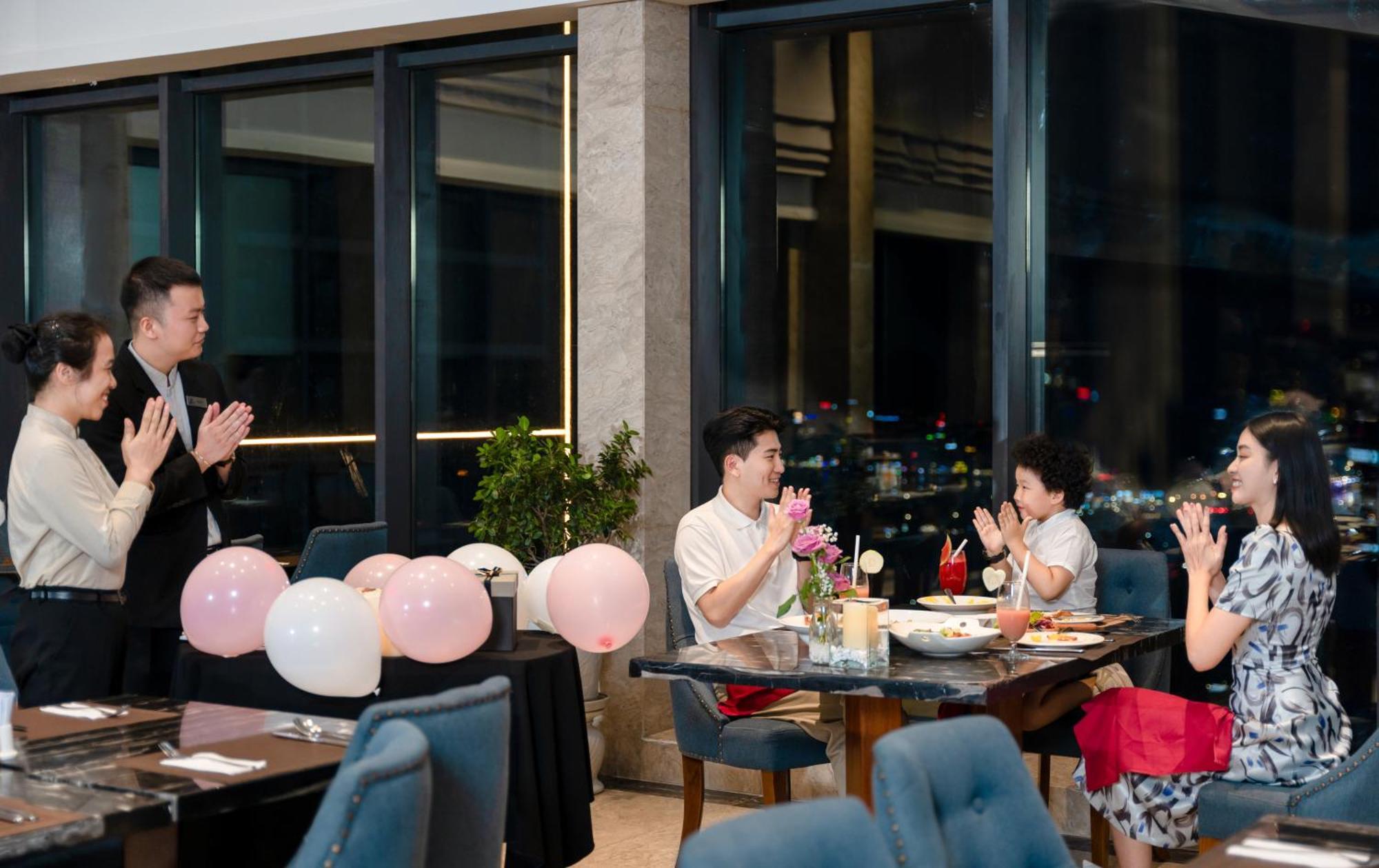 อัลทารา สวีท ดานัง บาย เอเอชจี Hotel ภายนอก รูปภาพ